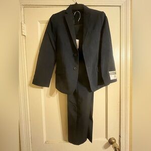 Boys size 12 blue Van Heusen Suit